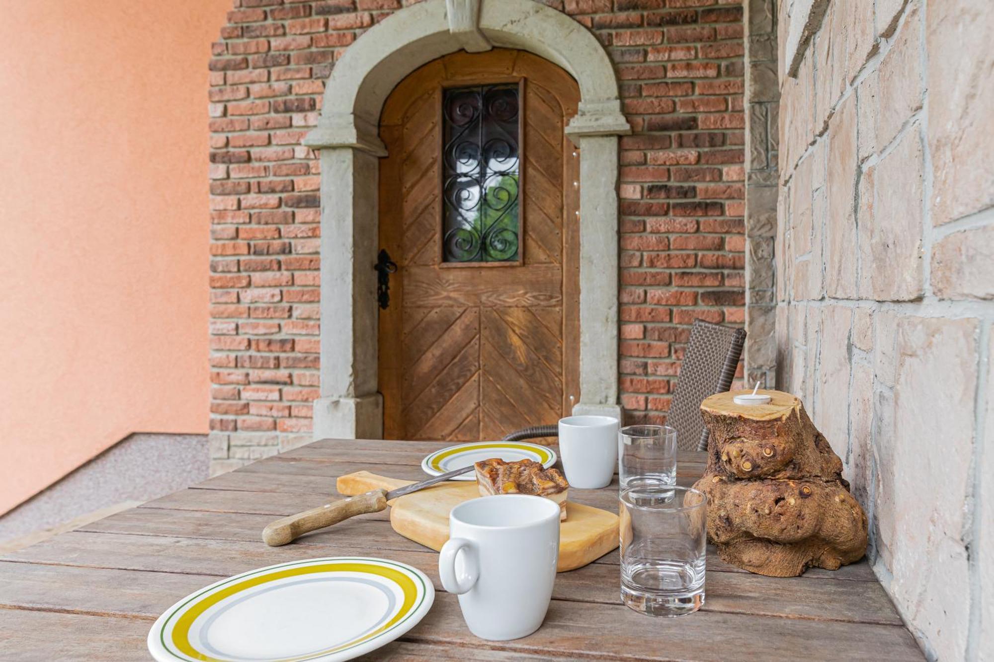 House Na Meji With Sauna - Happy Rentals Pivka Zewnętrze zdjęcie