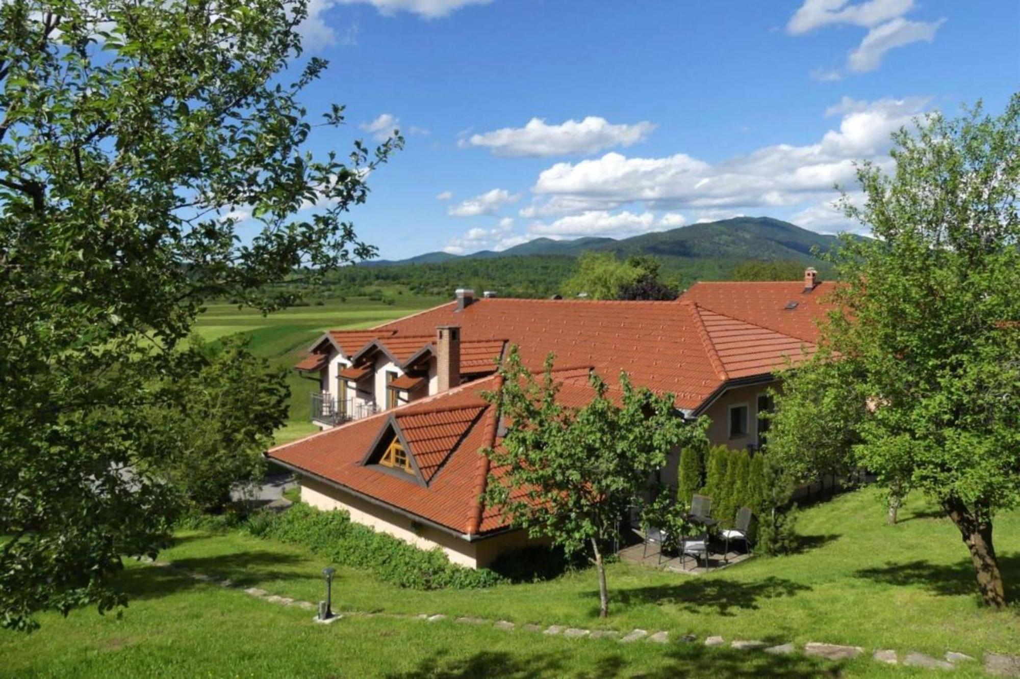 House Na Meji With Sauna - Happy Rentals Pivka Zewnętrze zdjęcie